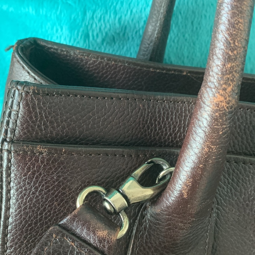 Authentic Chanel Executive Cerf Tote Leather Bag - Picture 5 of 16